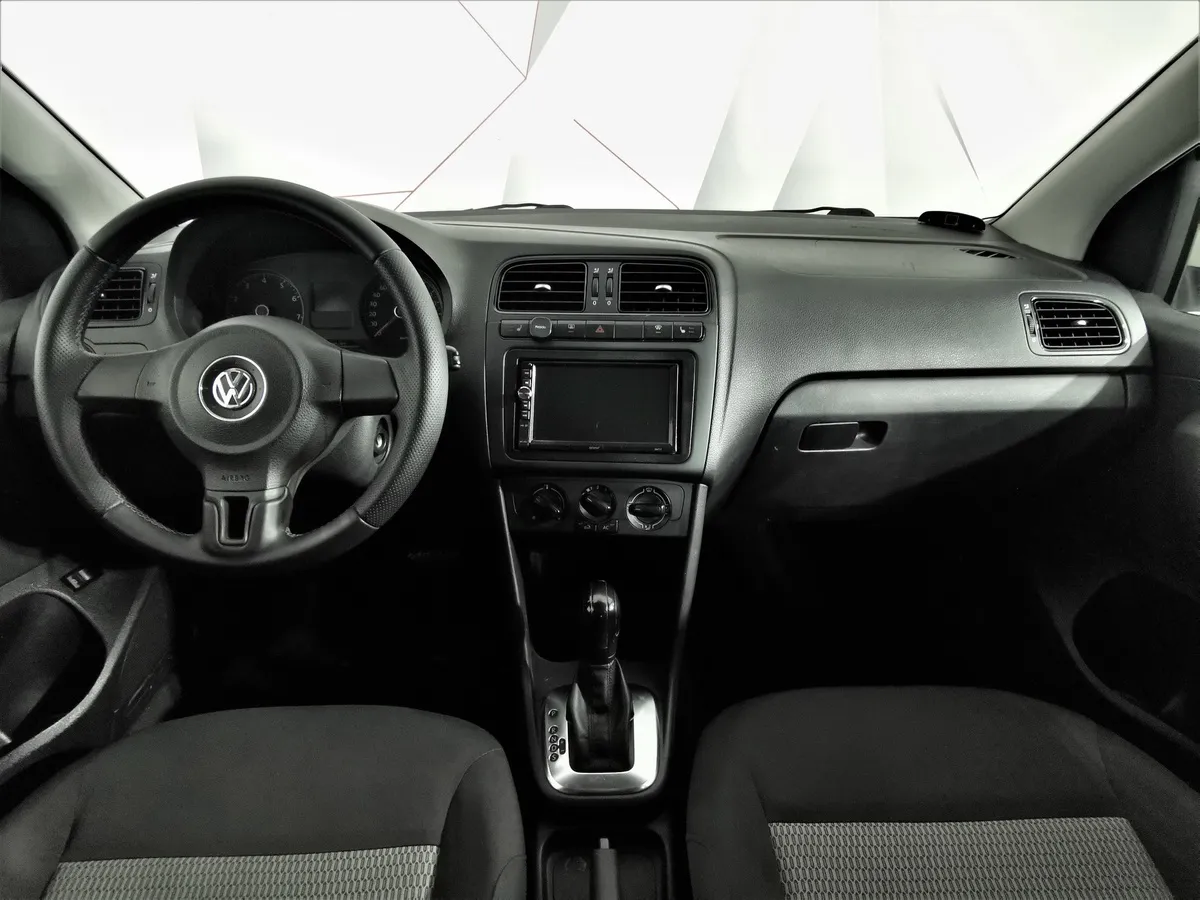 Volkswagen Polo 1.6 Tiptronic (105 л.с.) Trendline Белый в АВИЛОН. Слайд №11