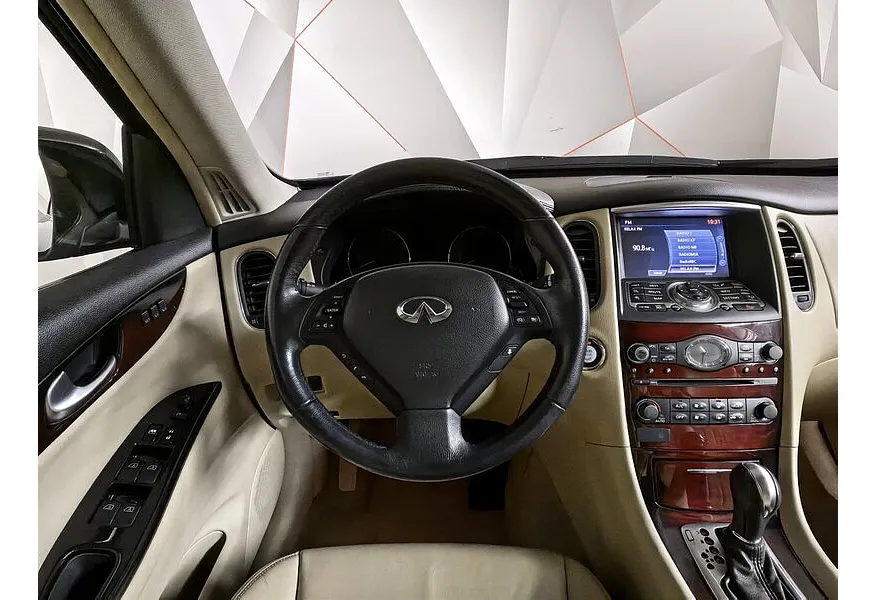 Infiniti QX50 2.5 AT AWD (222 л.с.) Черный в АВИЛОН. Слайд №9