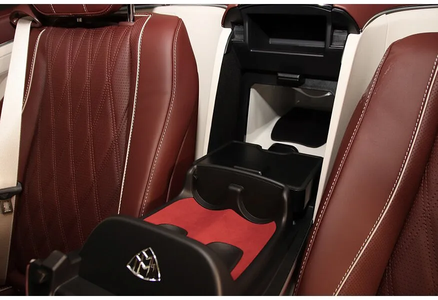 Mercedes-Benz GLS 600 9G-Tronic 4Matic (557 л.с.) Черный в АВИЛОН. Слайд №20