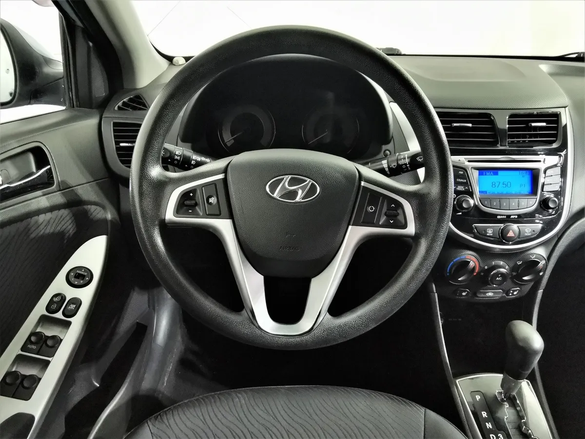 Hyundai Solaris 1.4 AT (107 л.с.) Comfort Голубой в АВИЛОН. Слайд №18