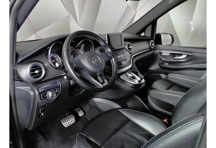 Mercedes-Benz V-Класс V 220 d AT L2 4x4 (163 л.с.) AMG Line Черный в АВИЛОН. Слайд №19