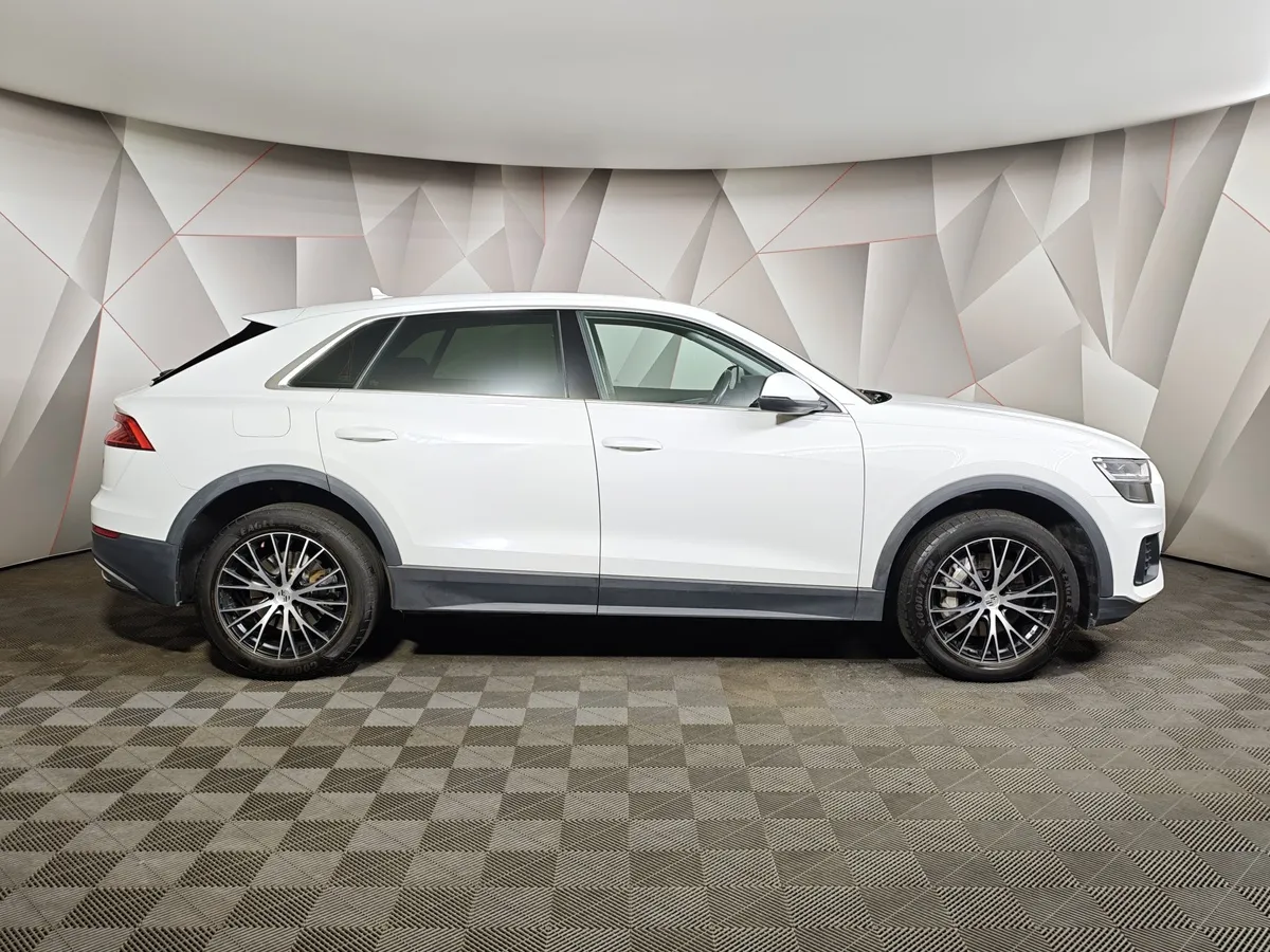 Audi Q8 45 TDI Tiptronic quattro (249 л.с.) Белый в АВИЛОН. Слайд №6