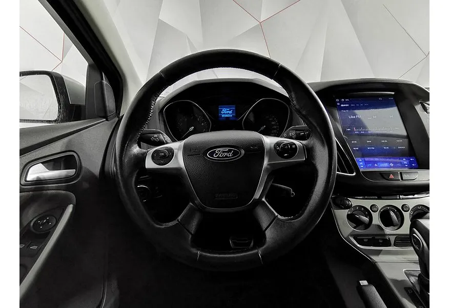 Ford Focus 2.0 PowerShift (150 л.с.) Trend Серебристый в АВИЛОН. Слайд №20