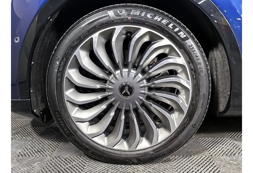 Voyah Free EVR 1.5 AT AWD (489 л.с.) Sport Edition Синий в АВИЛОН. Слайд №9