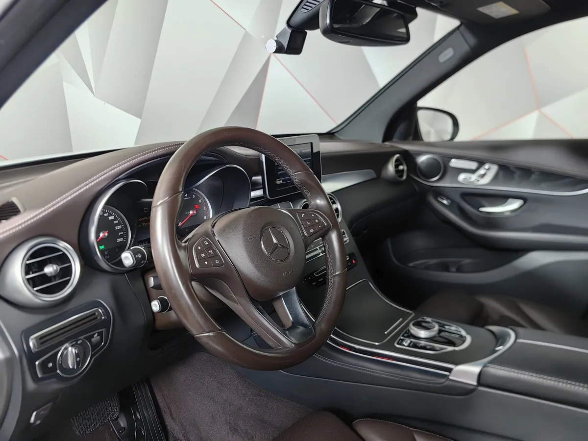 Mercedes-Benz GLC 300 9G-TRONIC 4MATIC (249 л.с.) Sport Plus (Локальная сборка) Белый в АВИЛОН. Слайд №18
