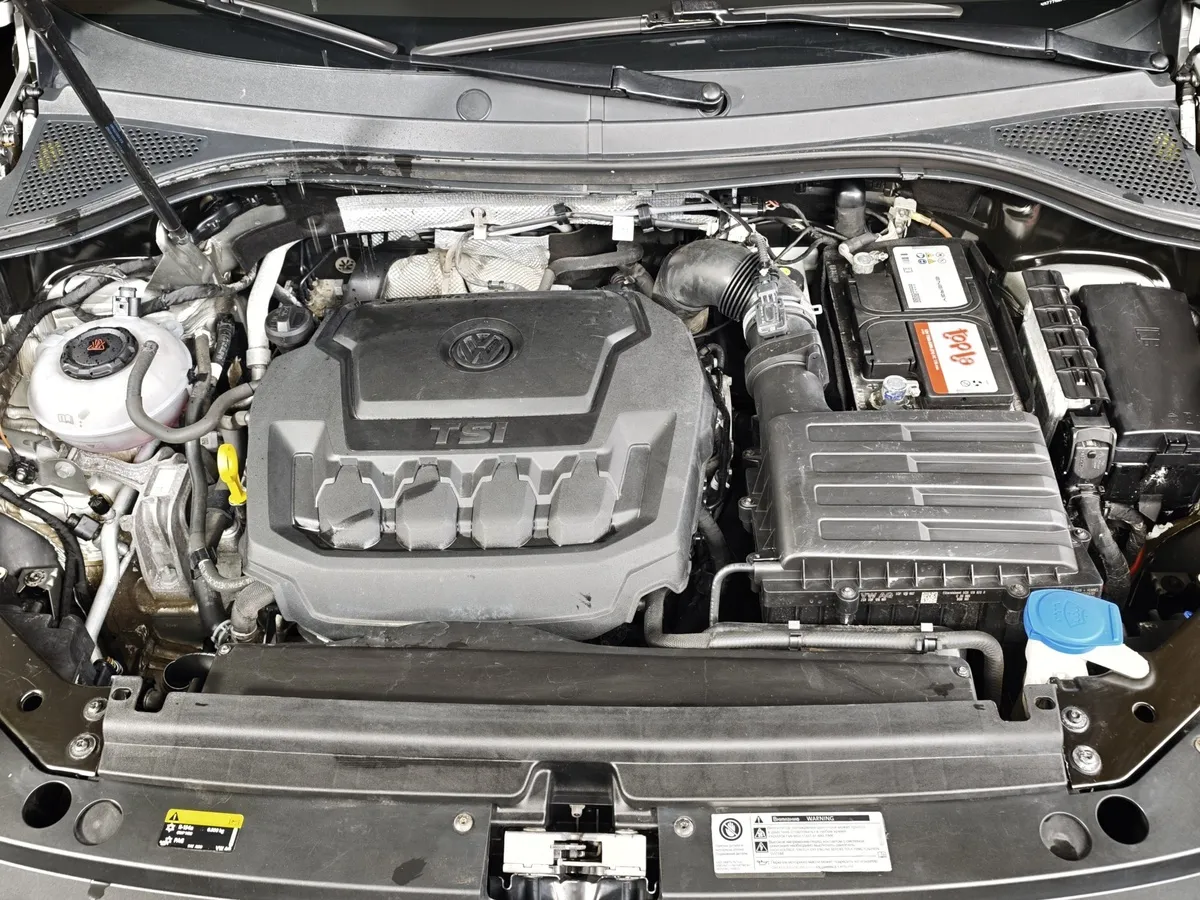 Volkswagen Tiguan 2.0 TSI 4Motion DSG (180 л.с.) Comfortline Серебристый в АВИЛОН. Слайд №10