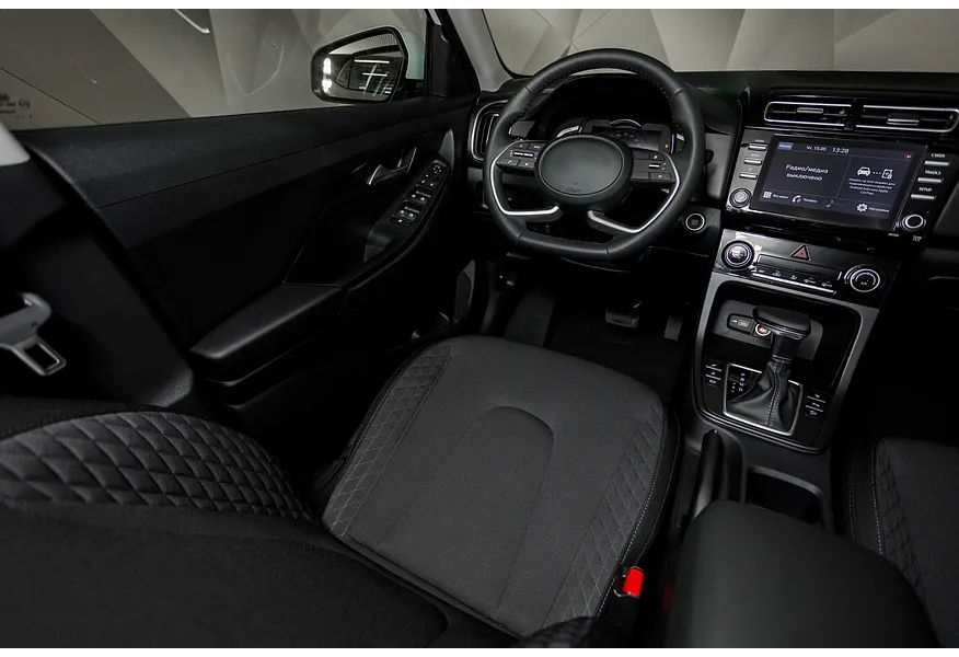 АВИЛОН - Solaris HC 2.0 AT 4WD (150 л.с.) Lifestyle + Premium Audio + Winter + Advanced Белый - slide 8