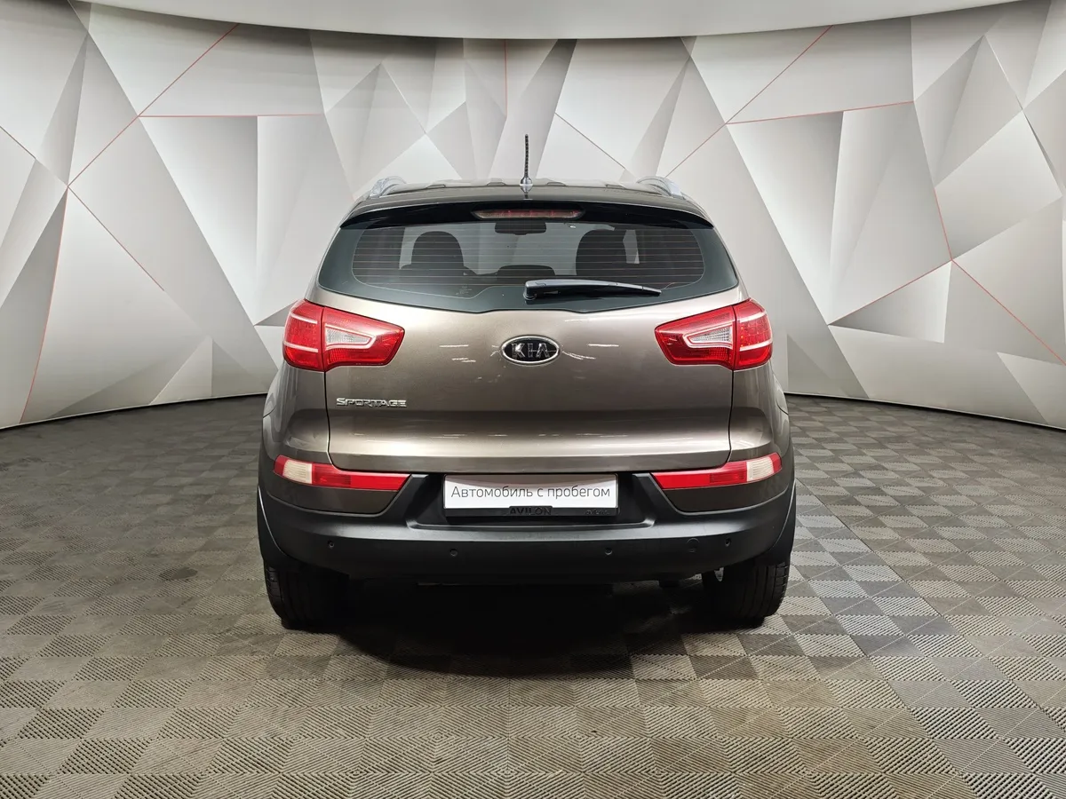 Kia Sportage 2.0 AT 4WD (150 л.с.) Luxe Коричневый в АВИЛОН. Слайд №8