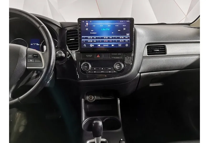 Mitsubishi Outlander 2.4 CVT 4WD (167 л.с.) Черный в АВИЛОН. Слайд №14