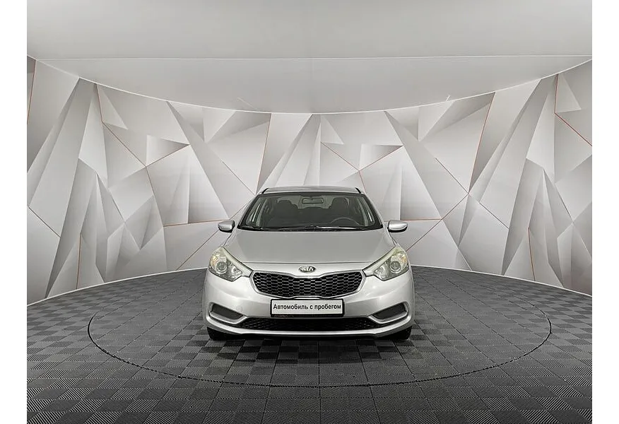 Kia Cerato 1.6 MT (130 л.с.) Comfort (D460) Серебристый в АВИЛОН. Слайд №7