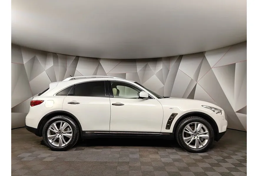Infiniti FX-Series FX37 AT AWD (333 л.с.) Elegance Белый в АВИЛОН. Слайд №6