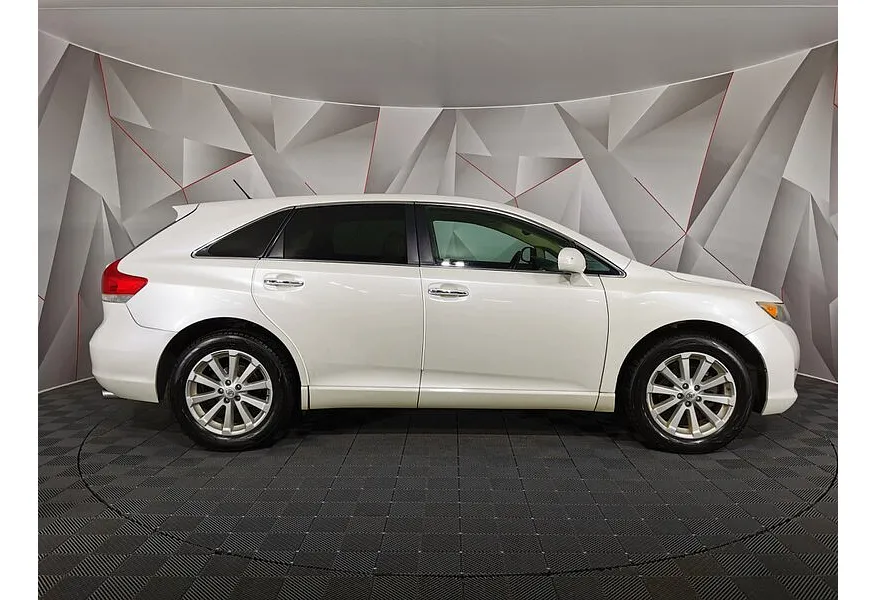 Toyota Venza 2.7 AT (185 л.с.) Престиж Белый в АВИЛОН. Слайд №6