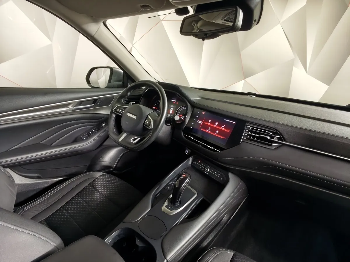 Haval F7 1.5T AWD 7DCT (150 л.с.) Elite Серый в АВИЛОН. Слайд №13