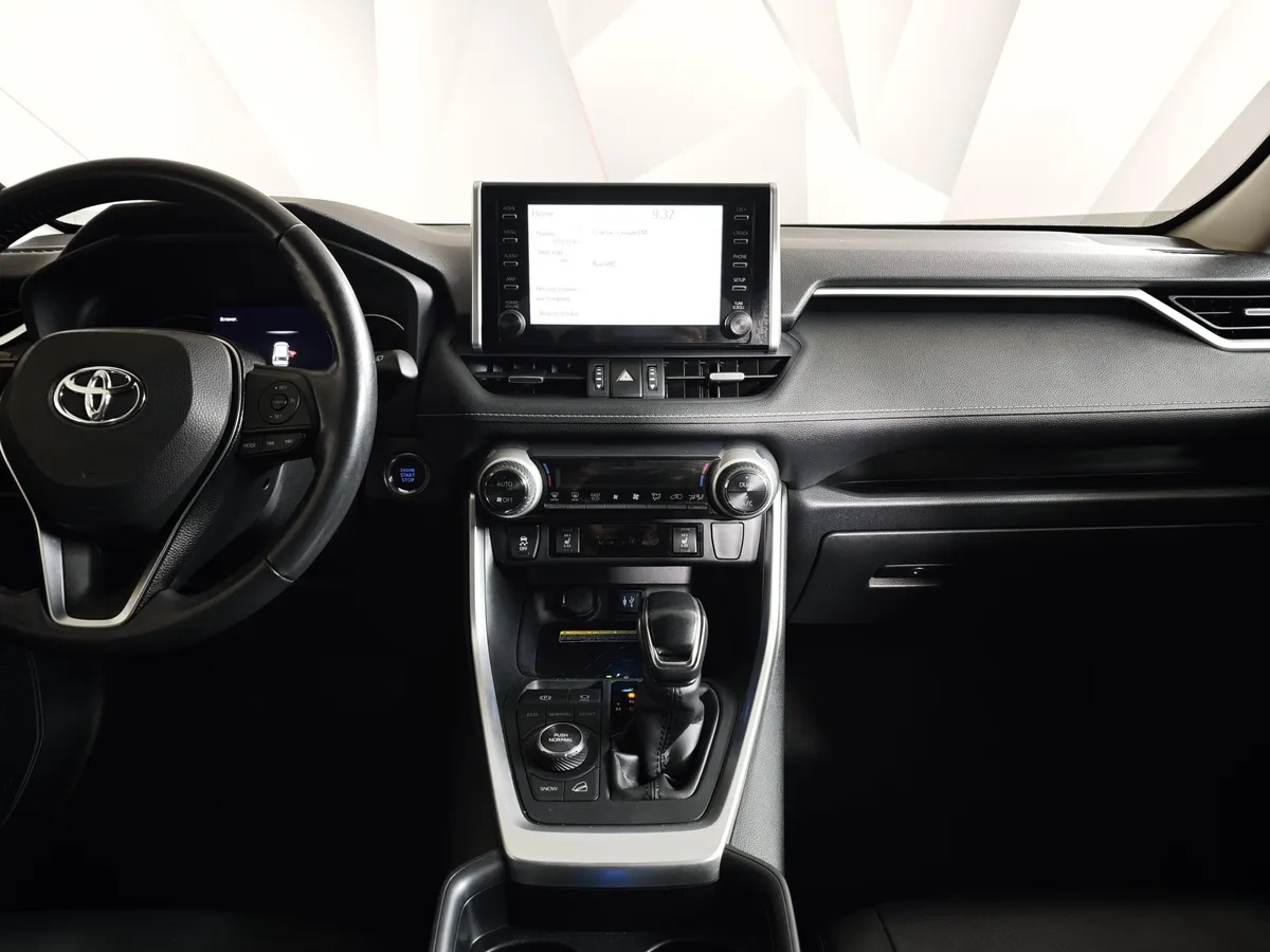 Toyota RAV4 2.0i CVT AWD (149 л.с.) Белый в АВИЛОН. Слайд №15