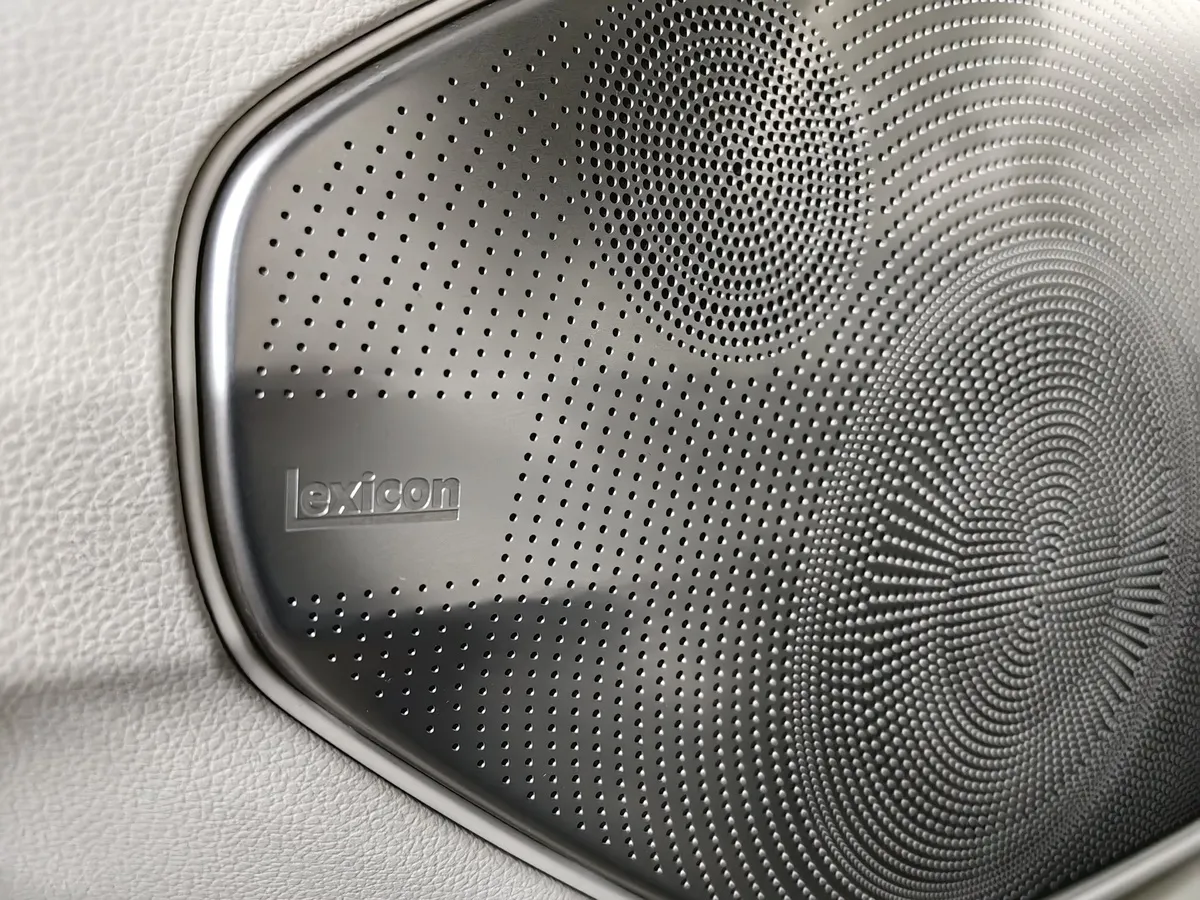 Genesis G90 3.8 GDI AT AWD (309 л.с.) Elite Черный в АВИЛОН. Слайд №24