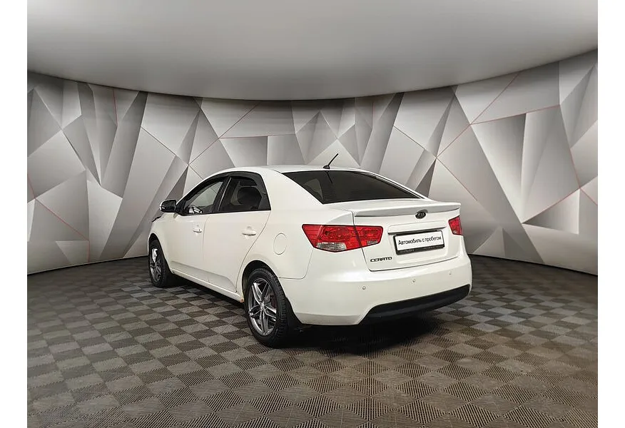АВИЛОН - Kia Cerato 1.6 MT (126 л.с.) Comfort Белый - slide 6