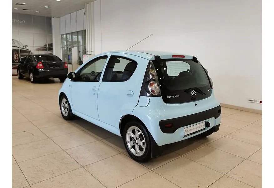 Citroen C1 1.0 MT (68 л.с.) Голубой в АВИЛОН. Слайд №4
