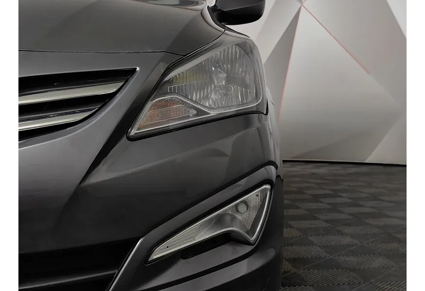 Hyundai Solaris 1.6 AT (123 л.с.) Comfort Серый в АВИЛОН. Слайд №10 Hyundai Solaris 1.6 AT (123 л.с.) Comfort Серый в АВИЛОН. Слайд №10