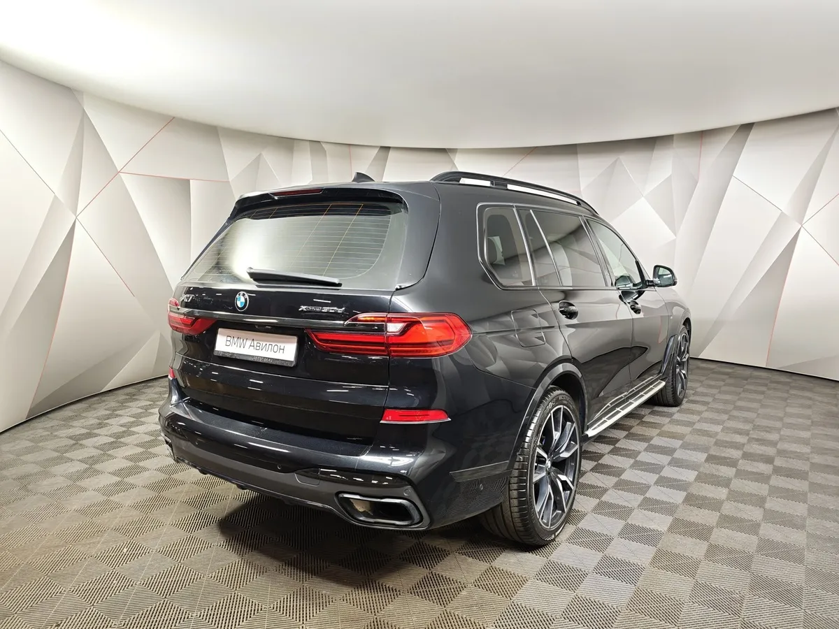 BMW X7 xDrive30d Steptronic (249 л.с.) M Sport Pro Черный в АВИЛОН. Слайд №2