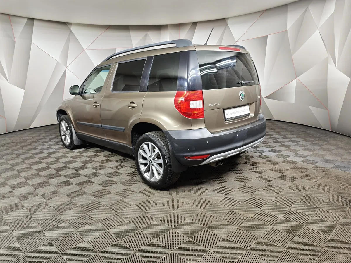 Skoda Yeti 1.8 TSI 4x4 DSG (152 л.с.) Коричневый в АВИЛОН. Слайд №4