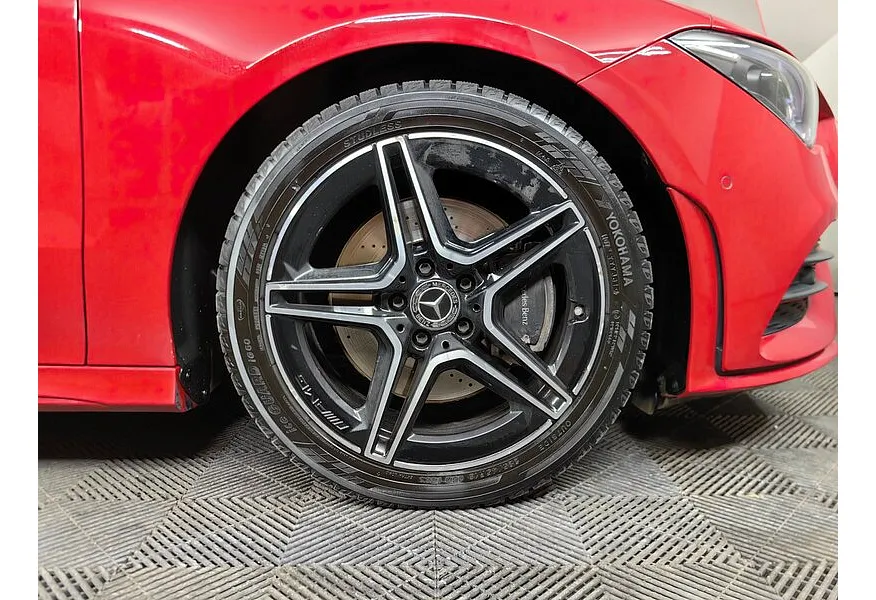 Mercedes-Benz CLA 200 7G-DCT (150 л.с.) Sport Красный в АВИЛОН. Слайд №9