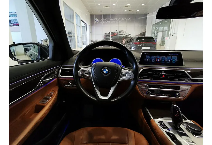 BMW 7 серия 730i Steptronic (258 л.с.) Черный в АВИЛОН. Слайд №15