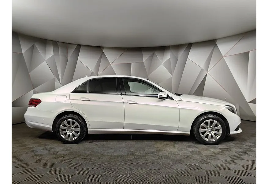 Mercedes-Benz E-Класс E 200 T BlueEfficiency 7G-Tronic Plus (184 л.с.) Белый в АВИЛОН. Слайд №6