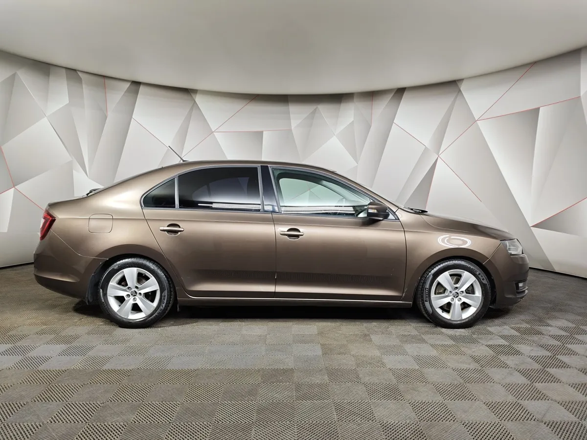 Skoda Rapid 1.6 AT (110 л.с.) Active Коричневый в АВИЛОН. Слайд №6