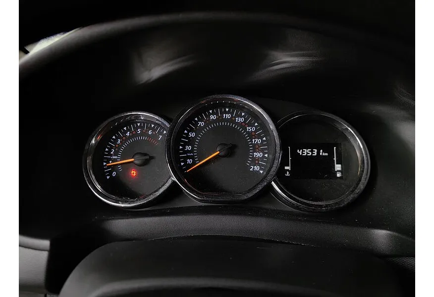 Renault Logan 1.6 MT FWD (82 л.с.) Серый в АВИЛОН. Слайд №16