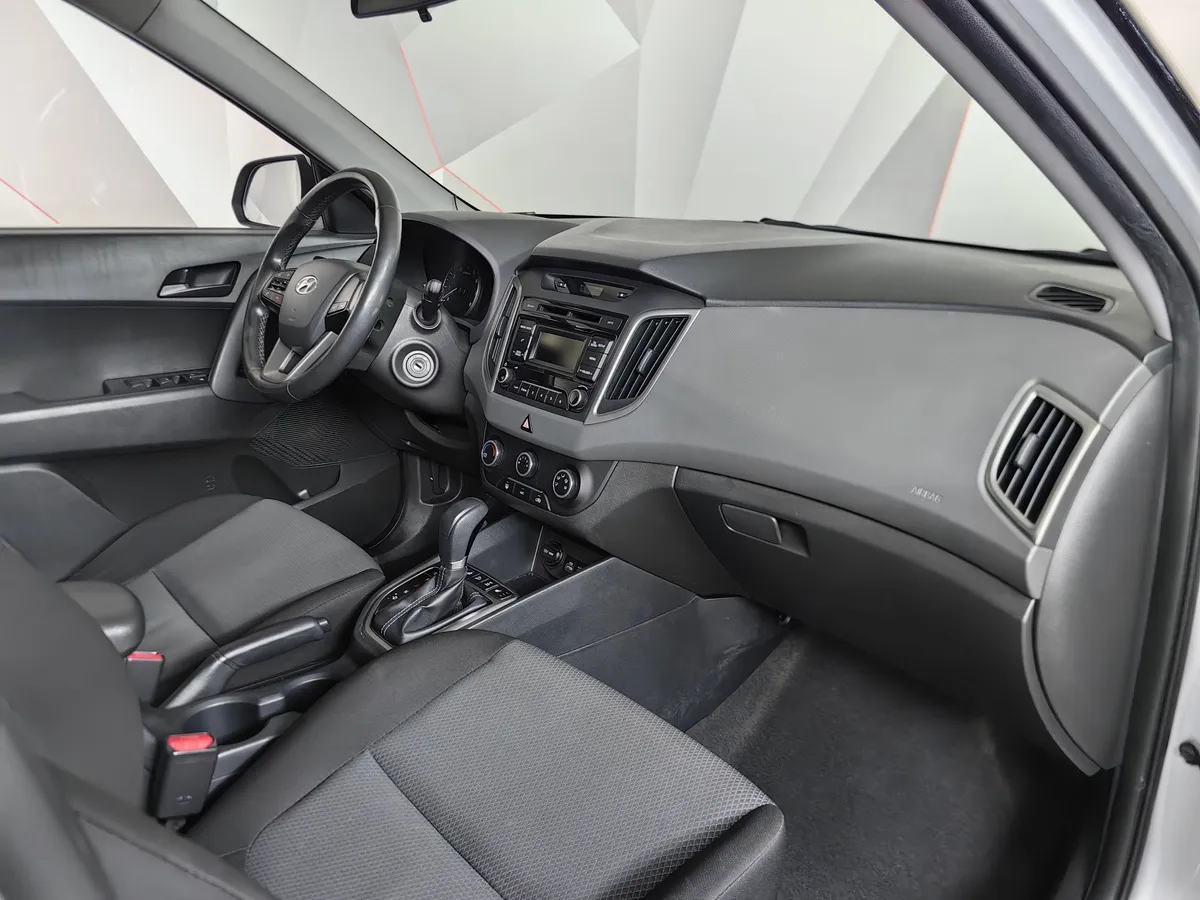 Hyundai Creta 1.6 AT AWD (121 л.с.) Active + Light + Winter Серебристый в АВИЛОН. Слайд №12