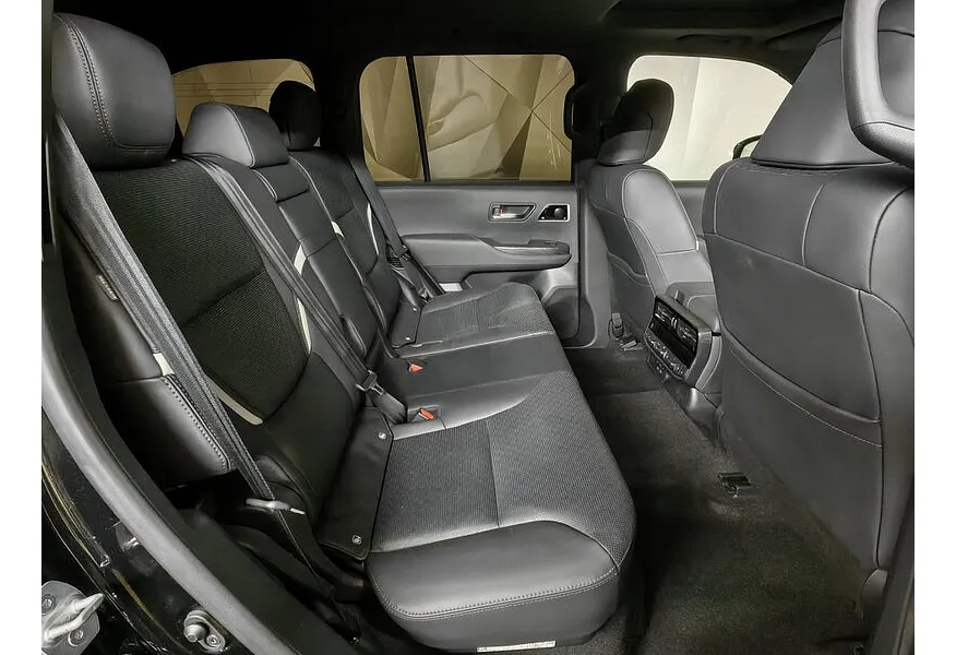 Toyota Land Cruiser 3.4 V6 AT 4WD (299 л.с.) 70th Anniversary Черный в АВИЛОН. Слайд №9