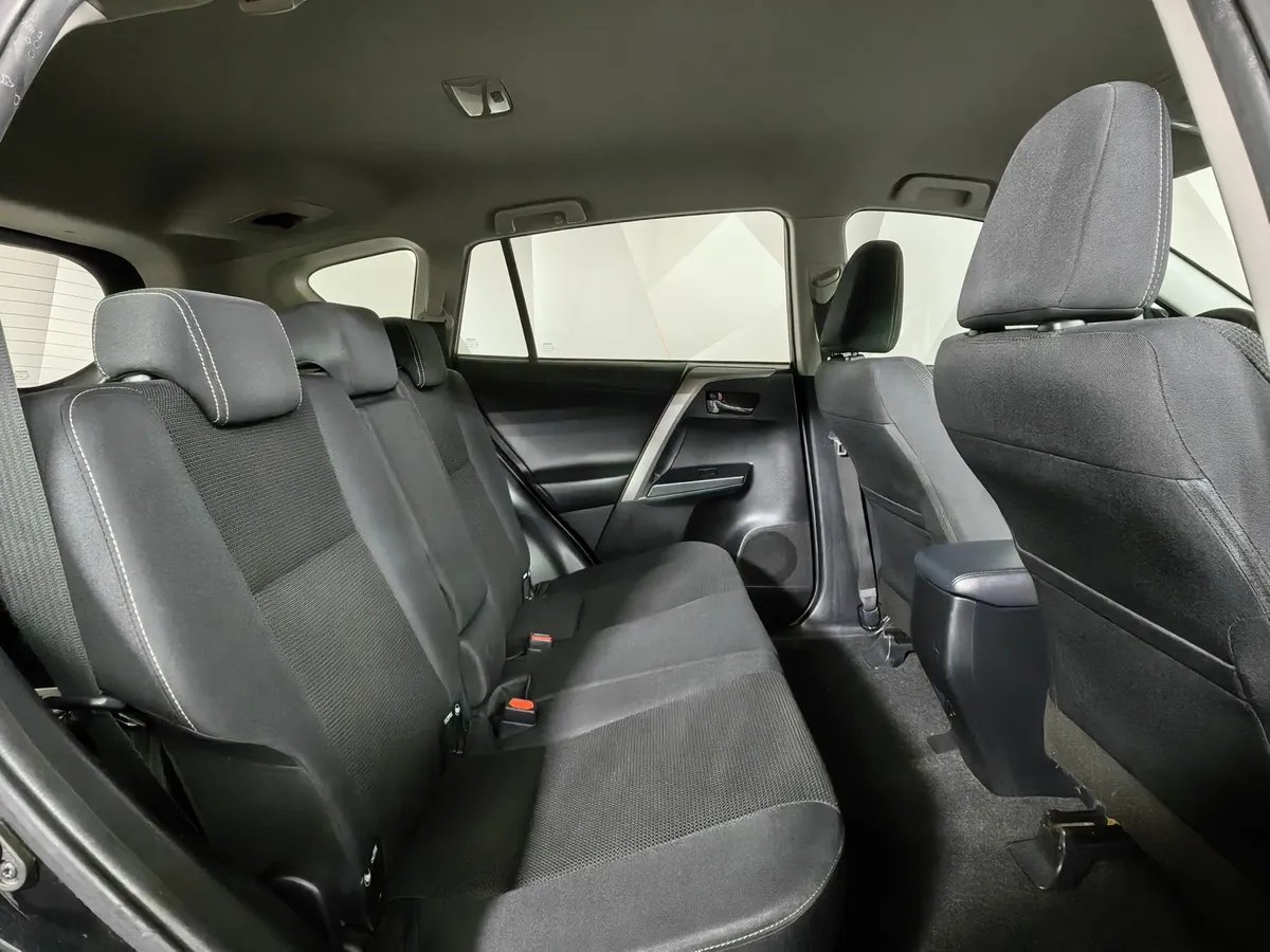 Toyota RAV4 2.0 CVT AWD (146 л.с.) Классик Черный в АВИЛОН. Слайд №16