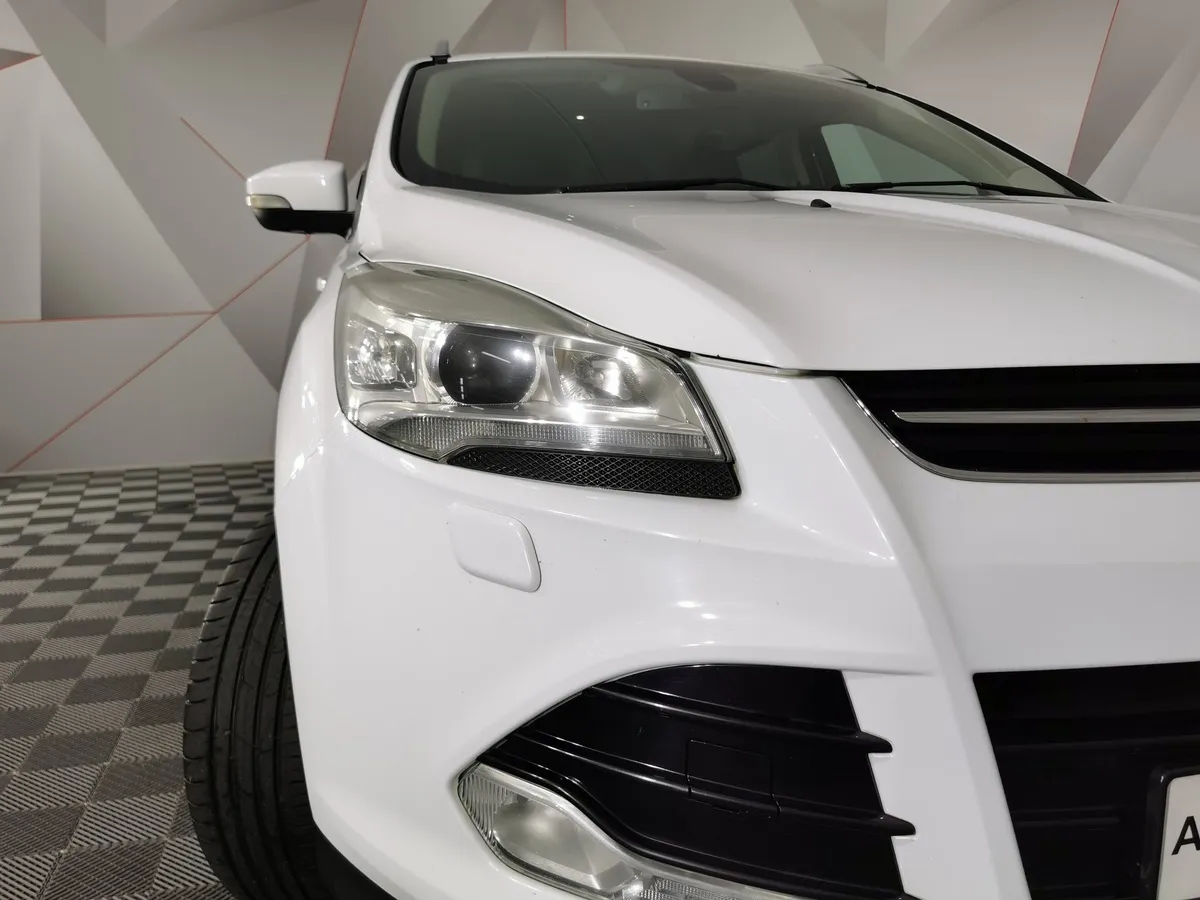 Ford Kuga 1.6 EcoBoost AT AWD (150 л.с.) Titanium Белый в АВИЛОН. Слайд №10