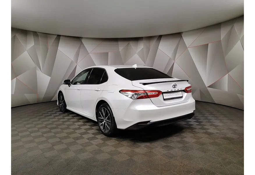 Toyota Camry 2.5 AT (200 л.с.) Белый в АВИЛОН. Слайд №6