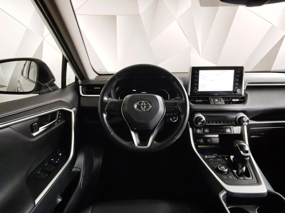 Toyota RAV4 2.0i CVT AWD (149 л.с.) Белый в АВИЛОН. Слайд №20