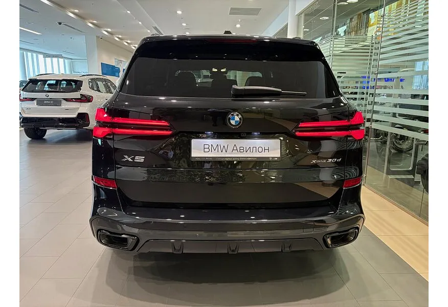 BMW X5 xDrive30d Steptronic (286 л.с.) Черный в АВИЛОН. Слайд №4