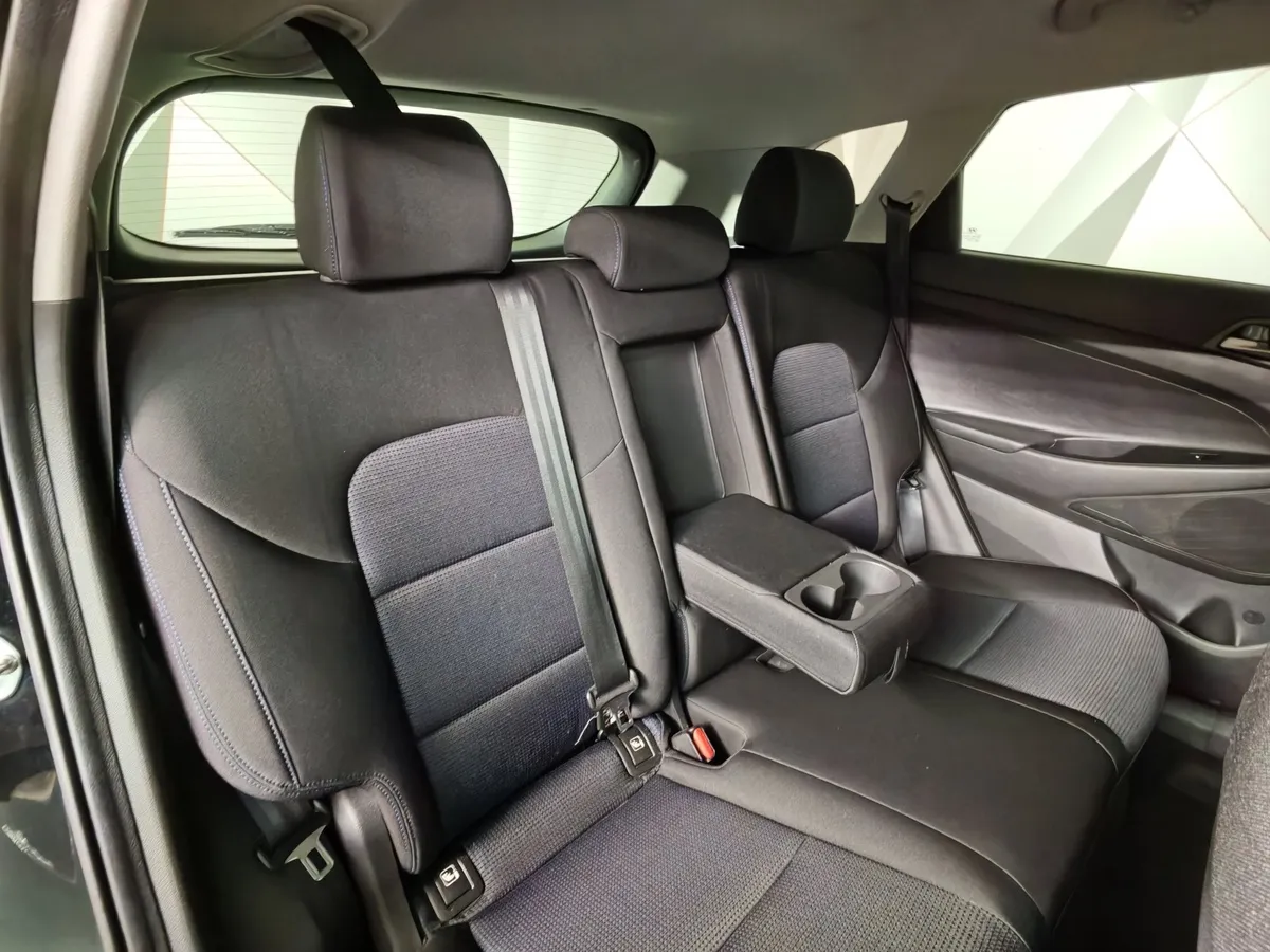 Hyundai Tucson 2.0 AT (150 л.с.) Comfort Черный в АВИЛОН. Слайд №16 Hyundai Tucson 2.0 AT (150 л.с.) Comfort Черный в АВИЛОН. Слайд №16
