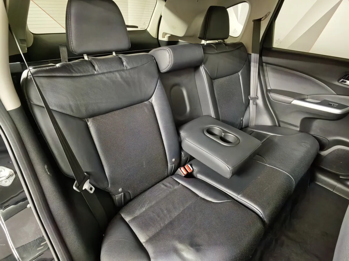 Honda CR-V 2.4 CVT 4x4 (188 л.с.) Executive Черный в АВИЛОН. Слайд №17