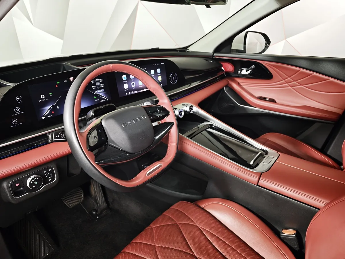EXEED RX 2.0T DCT 4WD (249 л.с.) Prestige Белый в АВИЛОН. Слайд №19