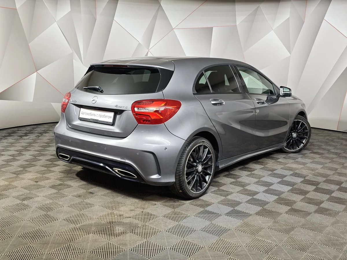 Mercedes-Benz A-Класс A 220 4MATIC (184 л.с.) Особая серия Серый в АВИЛОН. Слайд №2
