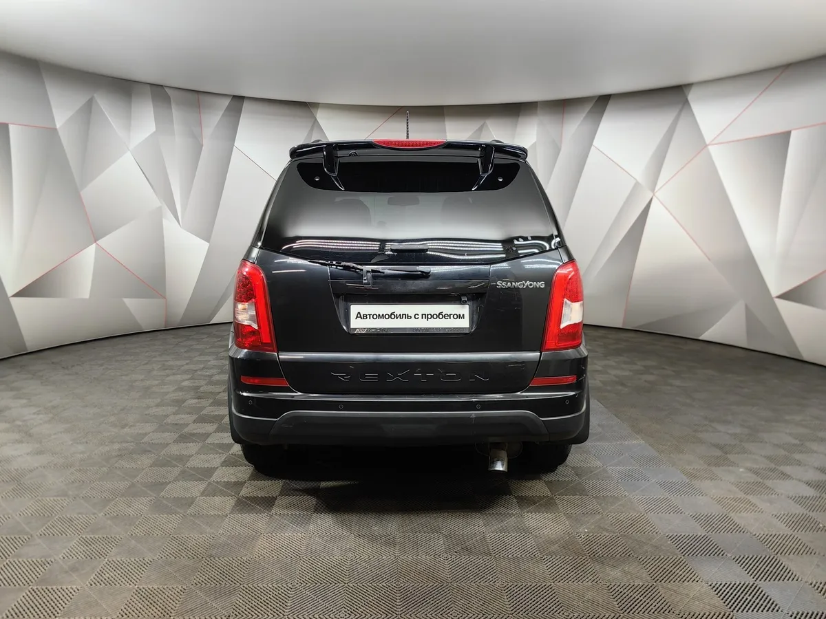 SsangYong Rexton 2.7 Xdi T-Tronic 4WD (165 л.с.) Черный в АВИЛОН. Слайд №8