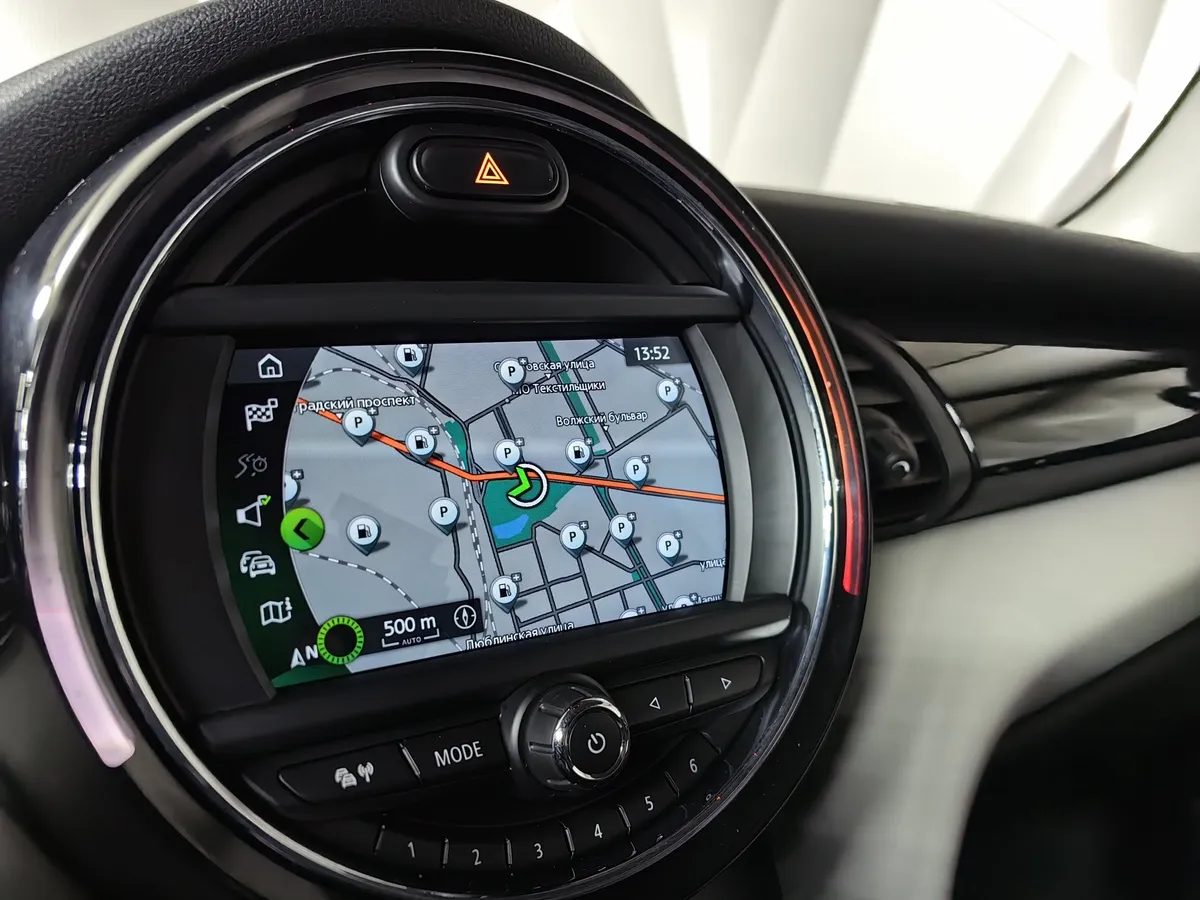 MINI 3 двери Cooper S 2.0 AMT (192 л.с.) Синий в АВИЛОН. Слайд №16