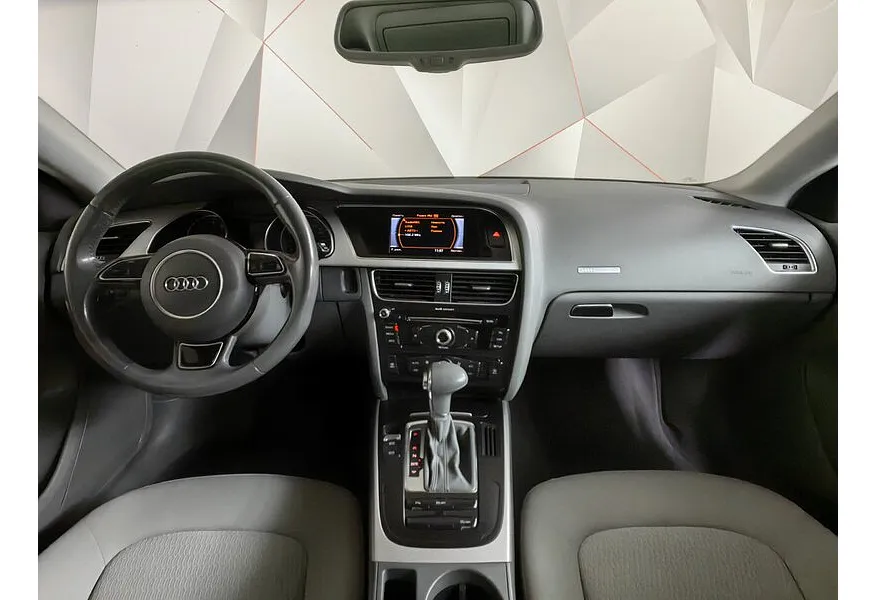 Audi A5 1.8 TFSI multitronic (144 л.с.) Серый в АВИЛОН. Слайд №13