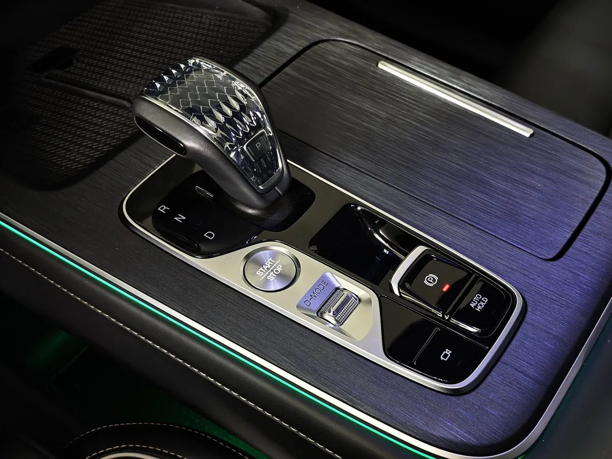 GAC GS8 2.0 AT 4WD (190 л.с.) GL Серый в АВИЛОН. Слайд №25