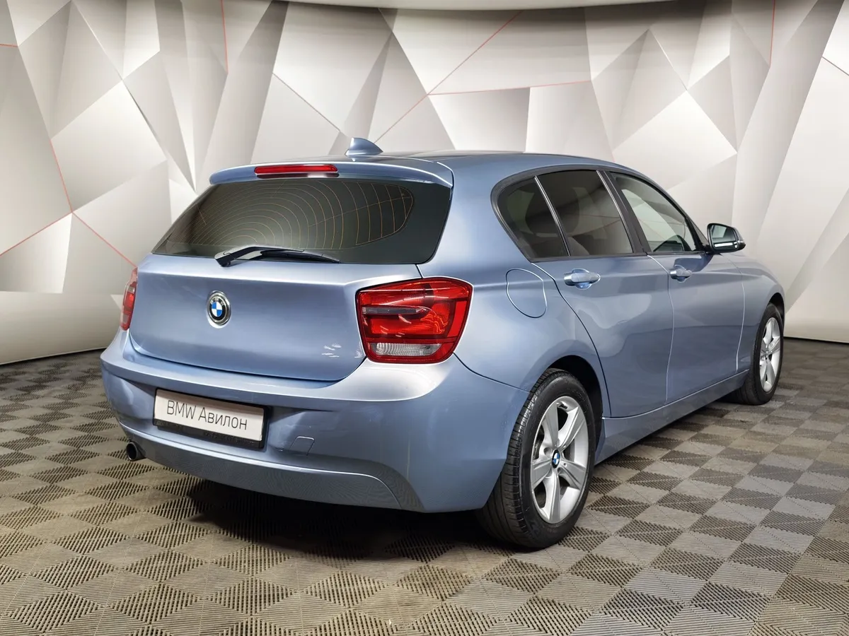 BMW 1 серия 116i AT (136 л.с.) Голубой в АВИЛОН. Слайд №2