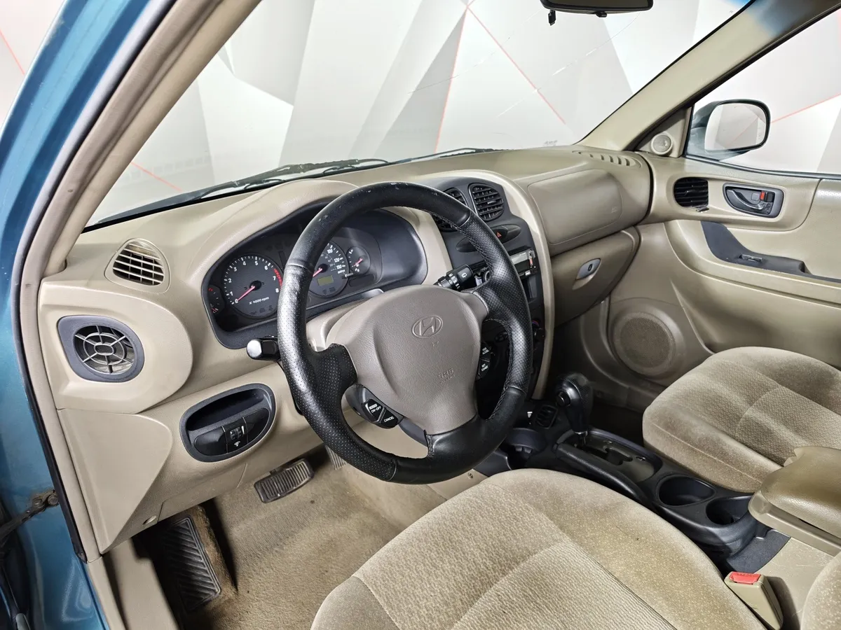 Hyundai Santa Fe 2.4 AT (150 л.с.) Зеленый в АВИЛОН. Слайд №17