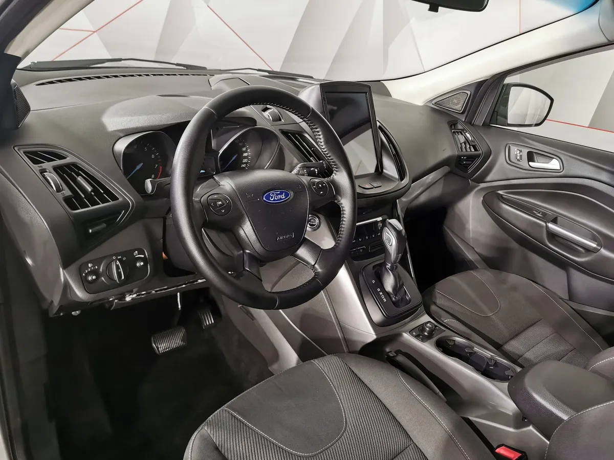 Ford Kuga 1.6 EcoBoost AT AWD (150 л.с.) Titanium Серый в АВИЛОН. Слайд №18