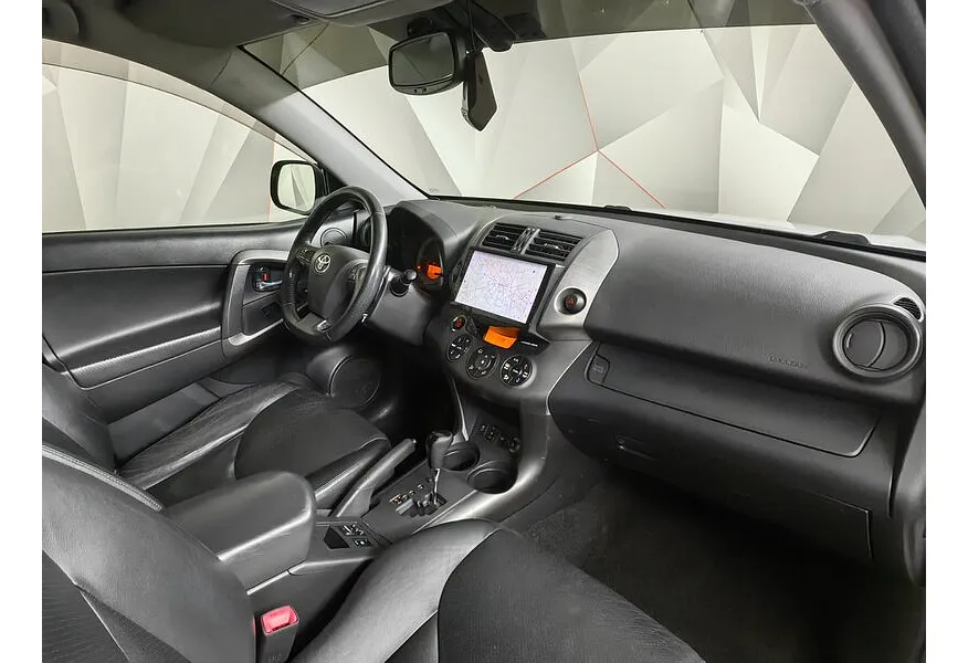 Toyota RAV4 2.0 CVT (158 л.с.) Серебристый в АВИЛОН. Слайд №13