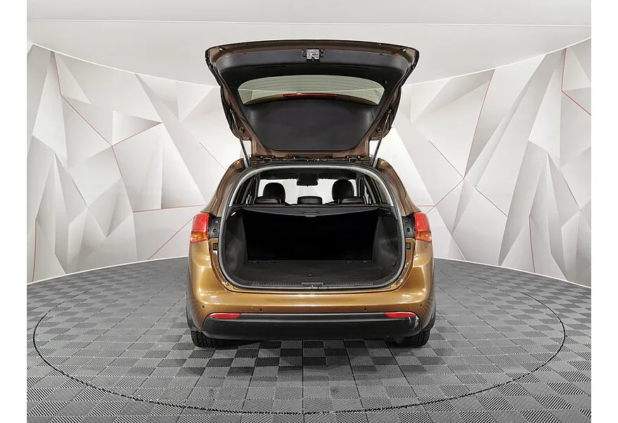 LIVE. Слайд №19