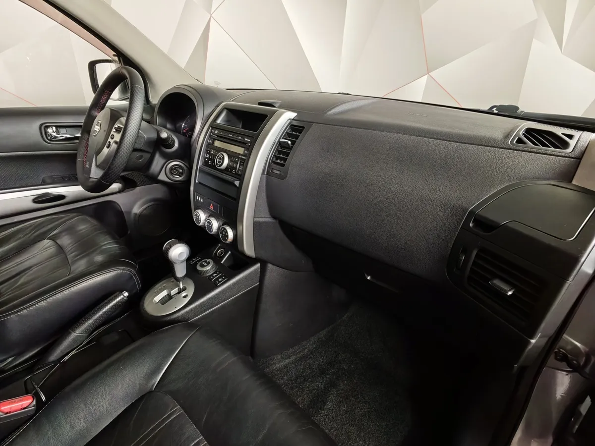 Nissan X-Trail 2.5 CVT AWD (171 л.с.) LE Top Серый в АВИЛОН. Слайд №13
